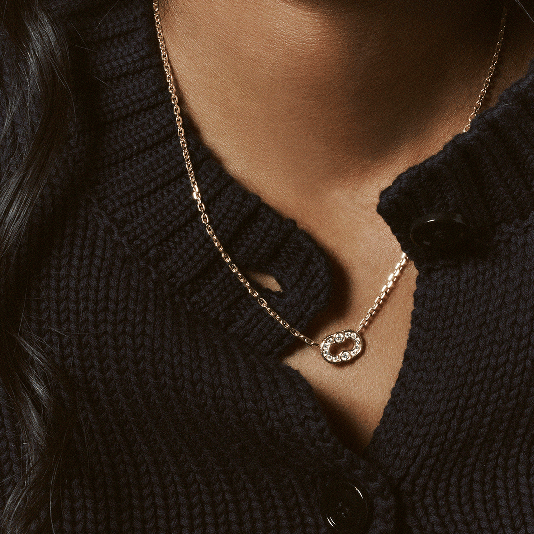 Viltier 18k Yellow Gold Magnetic Diamond Pendant