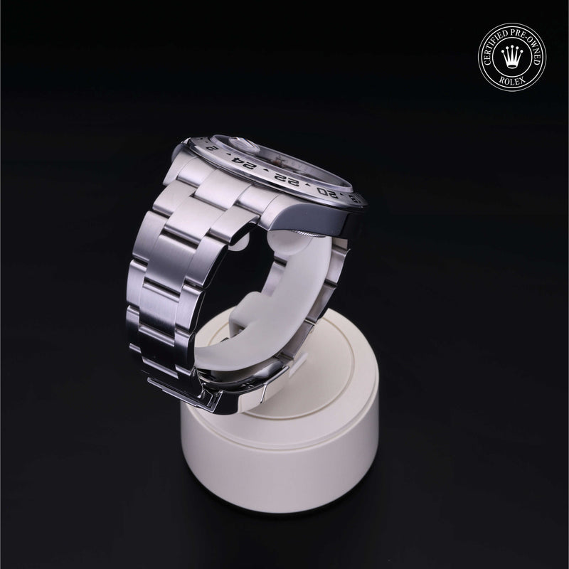 Explorer II M216570-0002