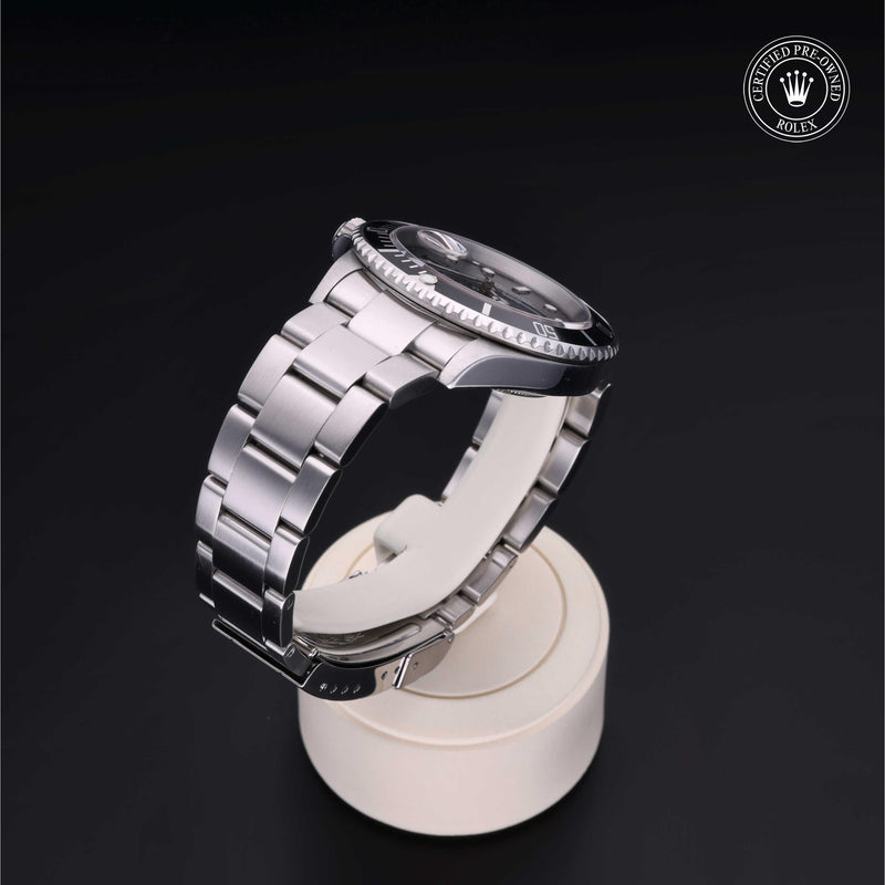 Submariner Date M16610-0007