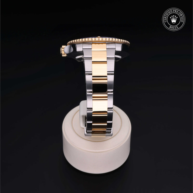 Submariner Date M116613LB-0005