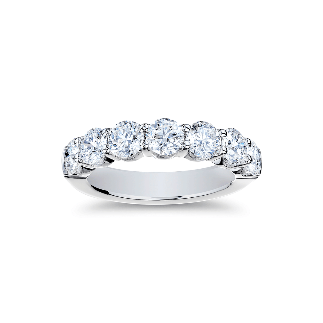 18k White Gold and 2.38 Total Weight Diamond Band