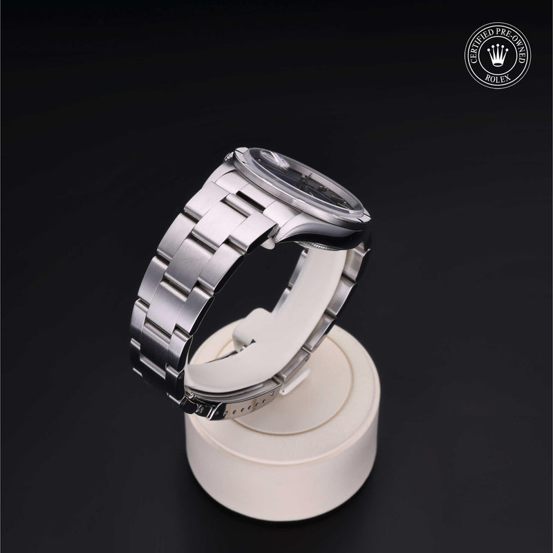 Oyster Perpetual Date M15210-0010