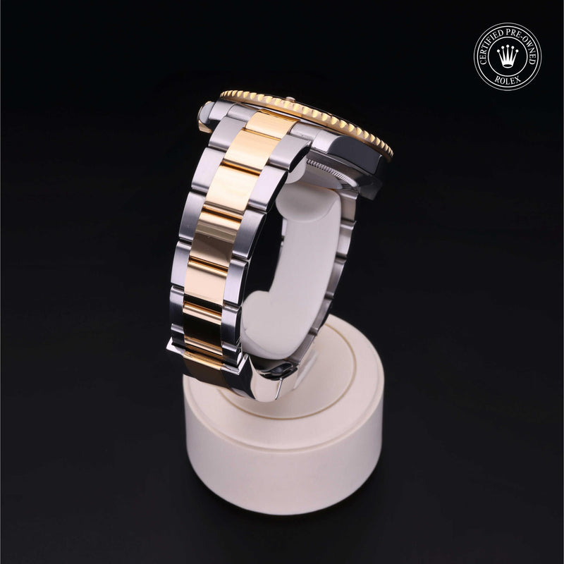 Submariner Date M116613LN-0001