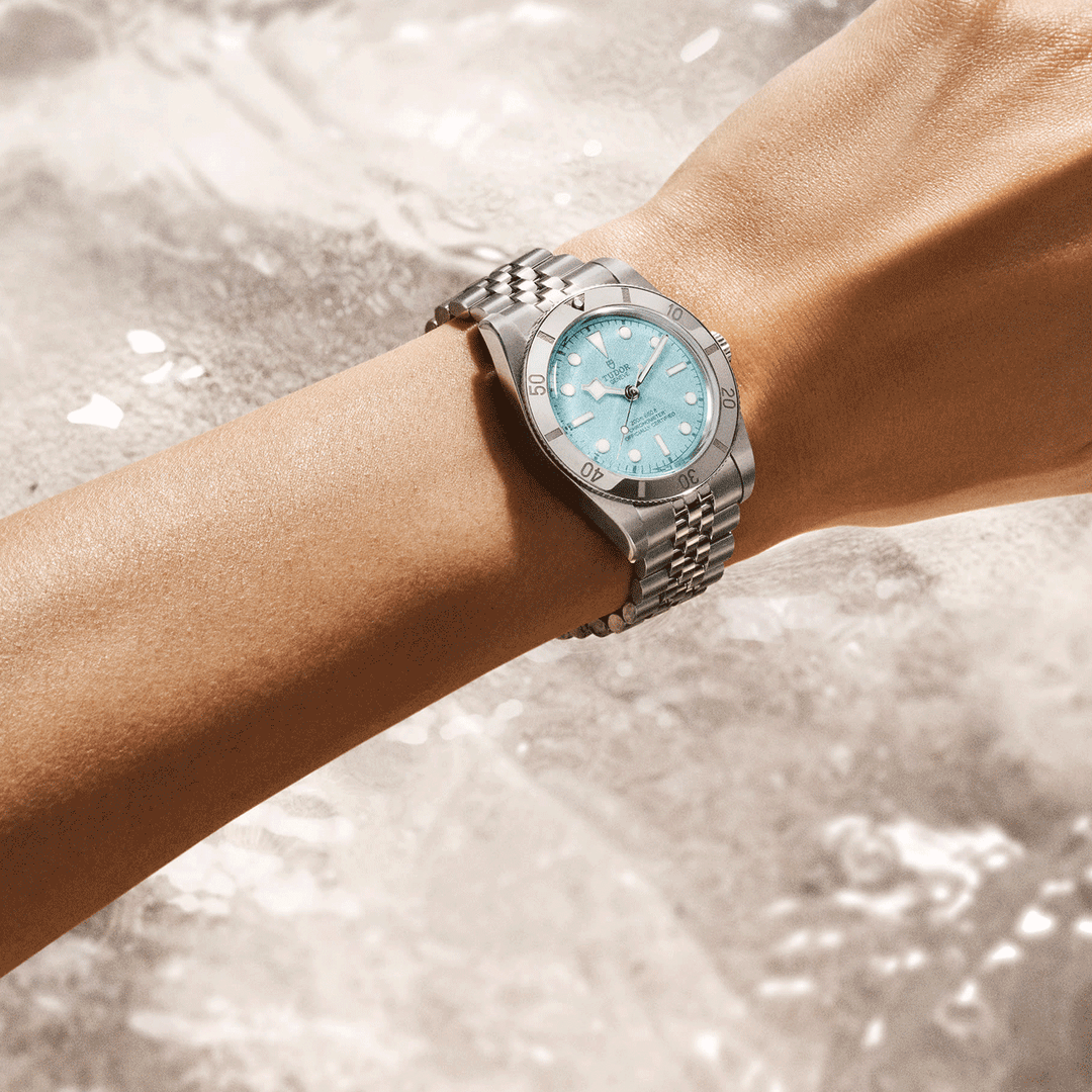 TUDOR Black Bay 54 37mm #M79000-0001