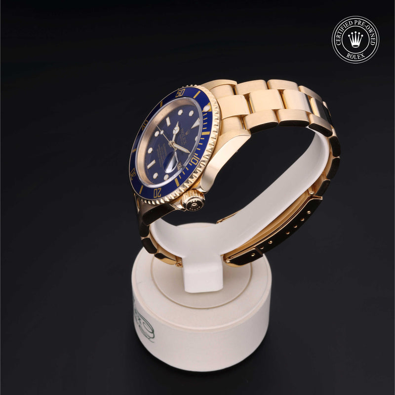 Submariner Date M16618-0007