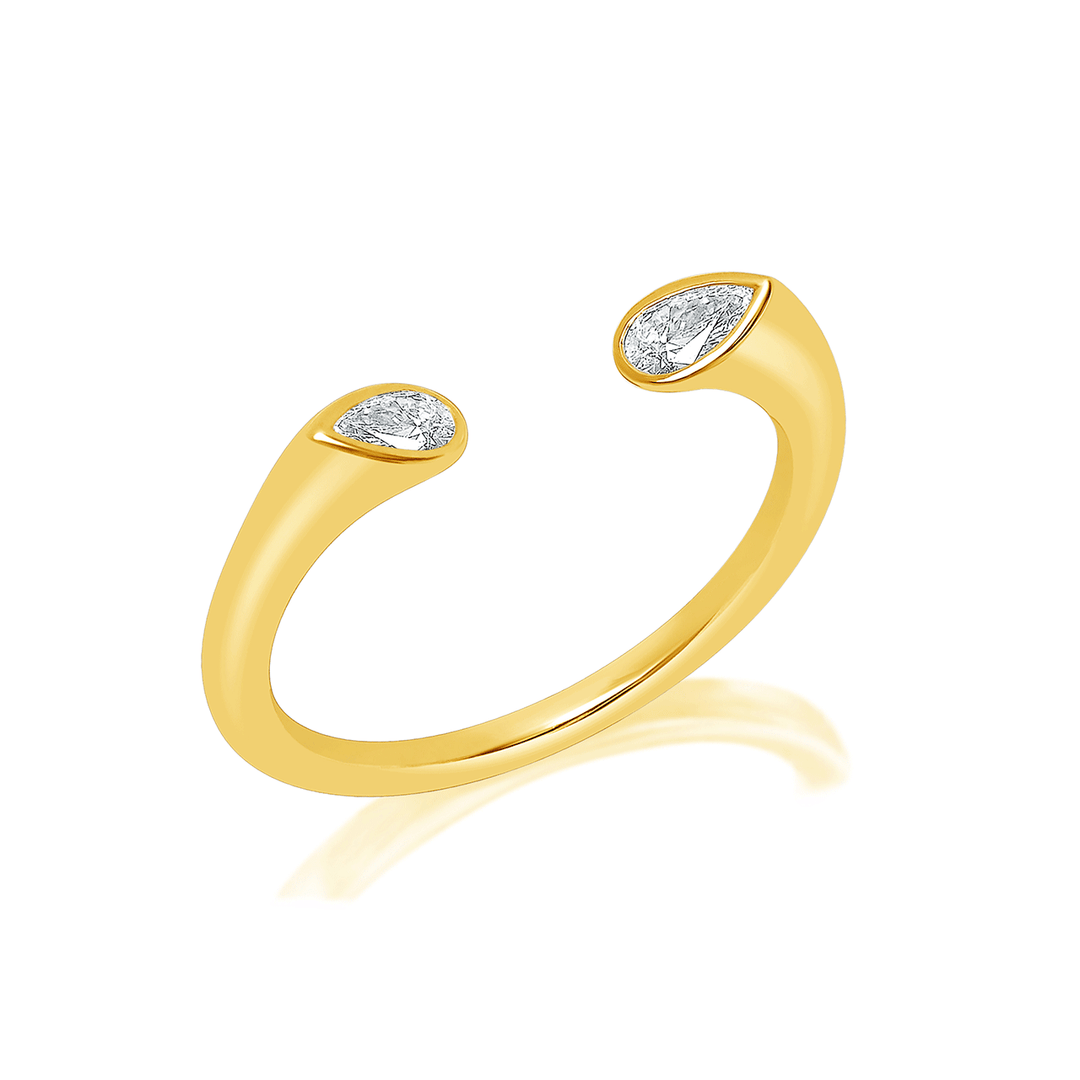 18k Yellow Gold and Pear Shape Diamonds .29 Total Weight Ring