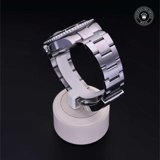 Sea-Dweller M126600-0001