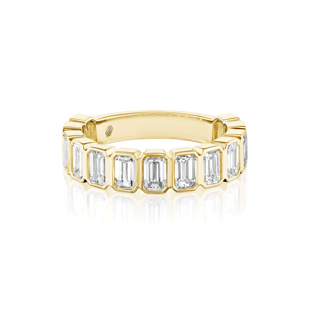 18k Yellow Gold and Emerald Cut 2.45 Total Weight Diamond Band