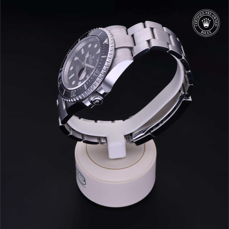 Sea-Dweller M126600-0001