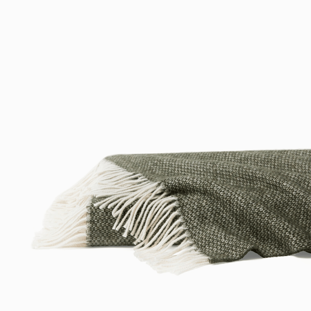 Sferra Cervino Forest Throw