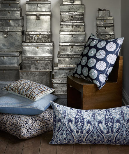 Pillows & Throws